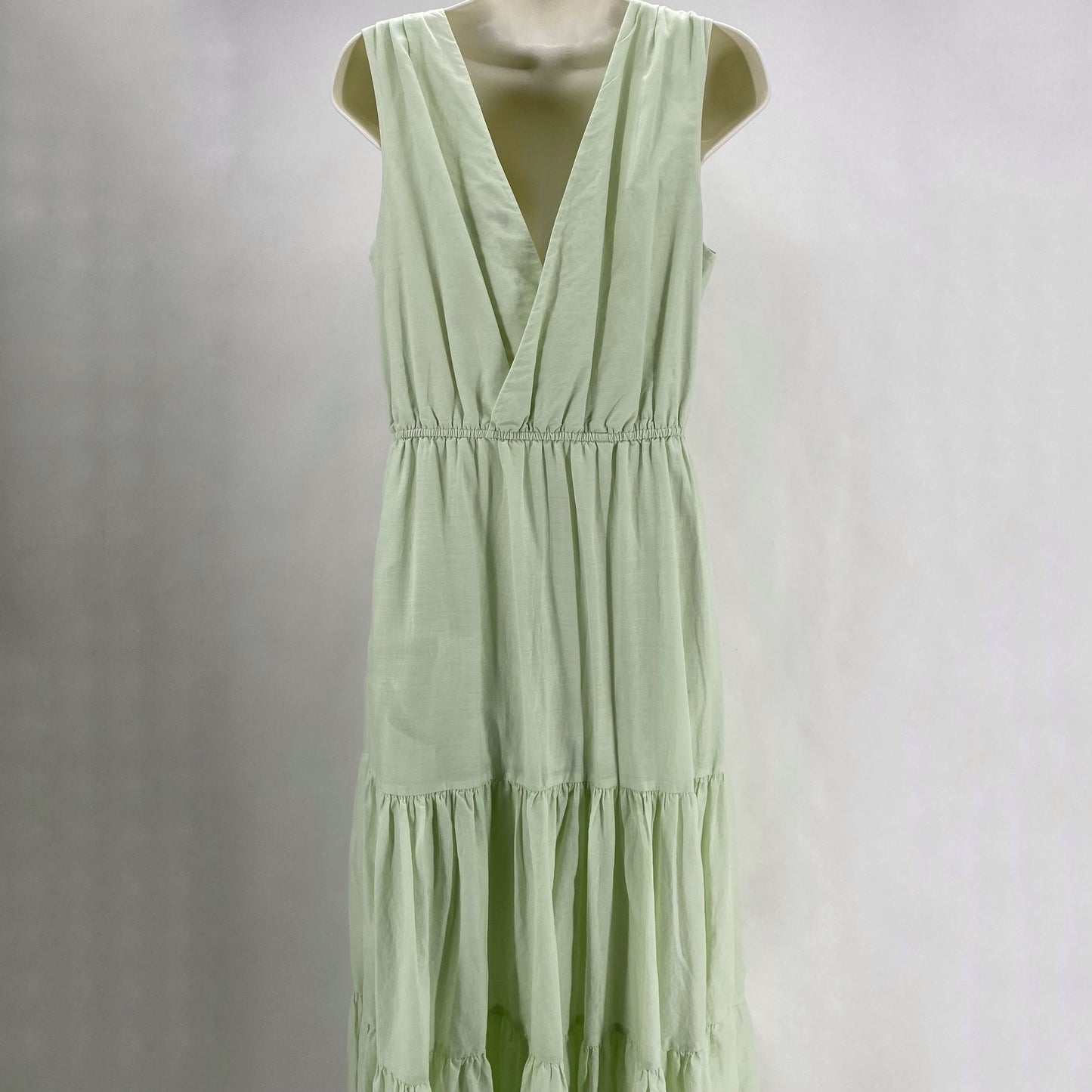 Size M BANANA REPUBLIC Dress