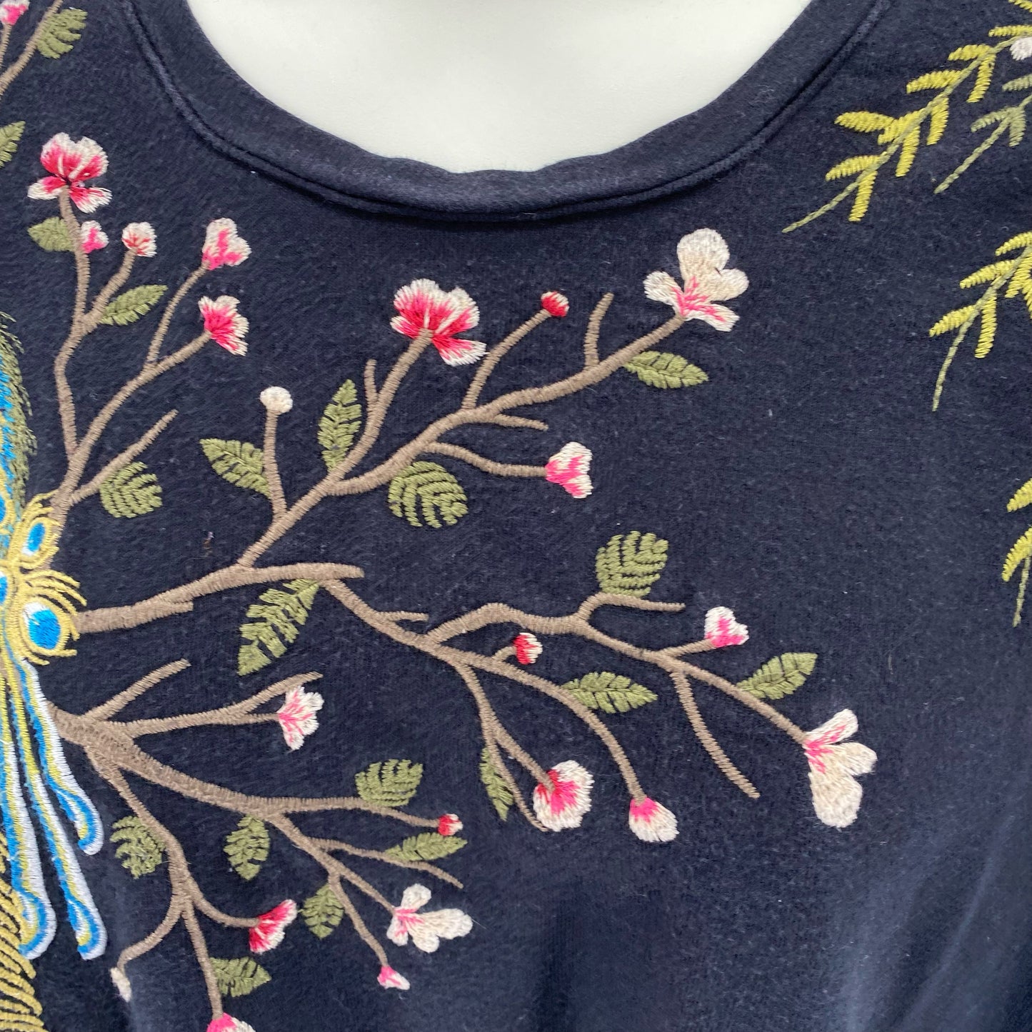 Size XXL JOHNNY WAS FLOWERS Sweatshirt