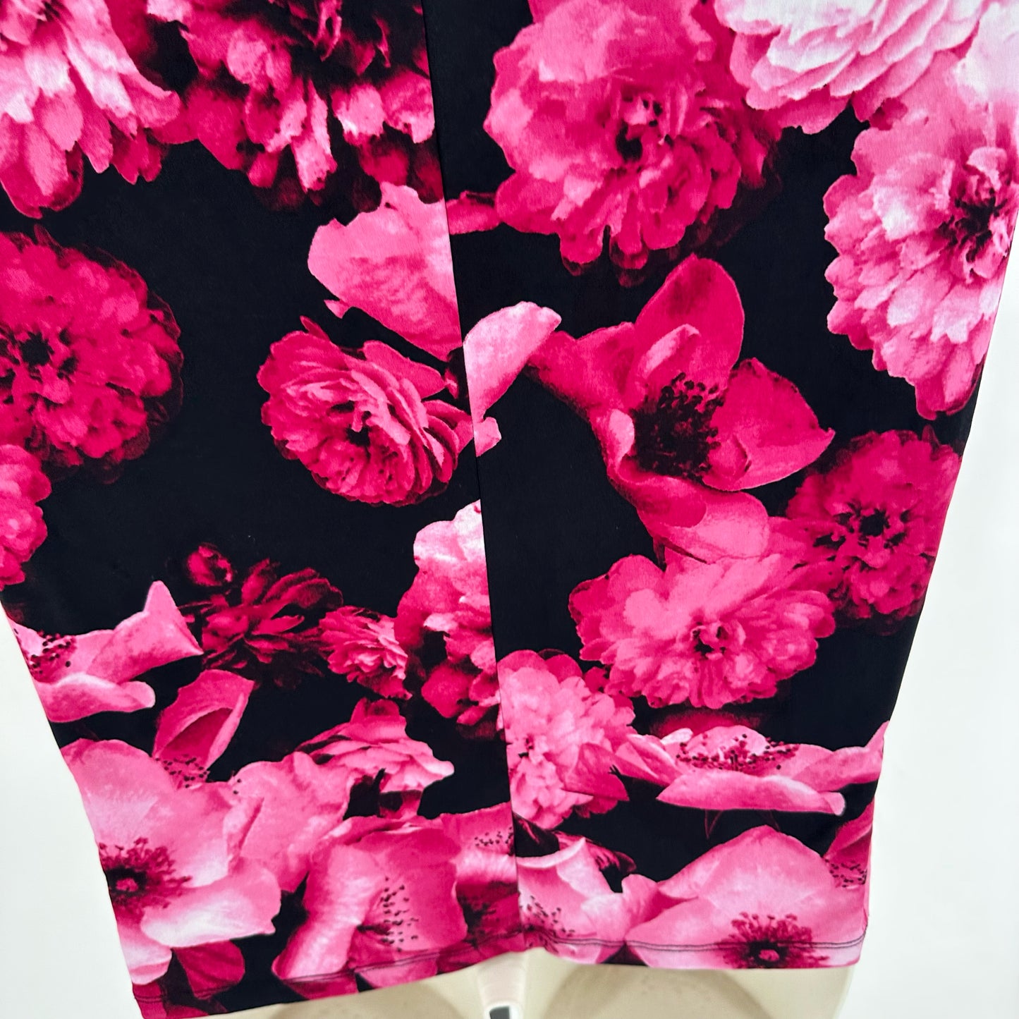 Size 1X CALVIN KLEIN FLOWERS Shirt