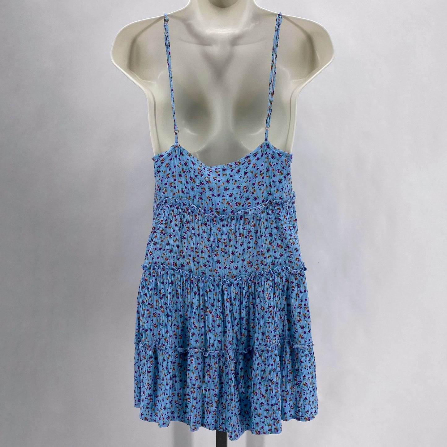 Size M SADIE & SAGE Floral Dress