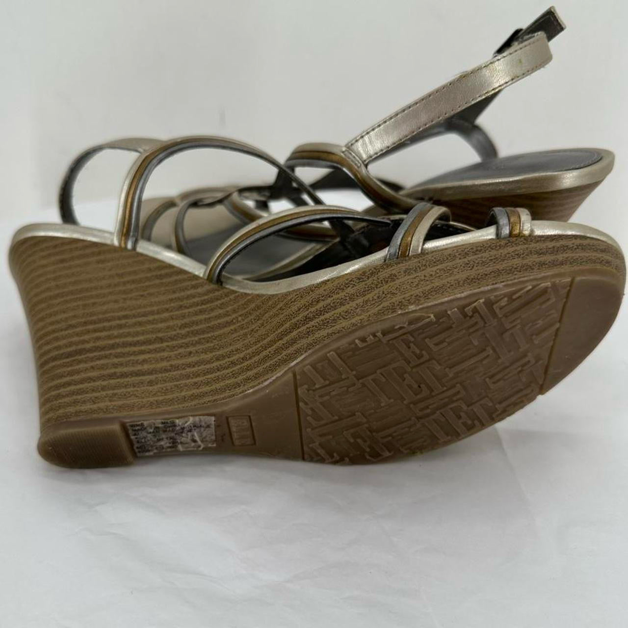 GOLD/SILVER W Shoe Size 8 ELLE Wedge