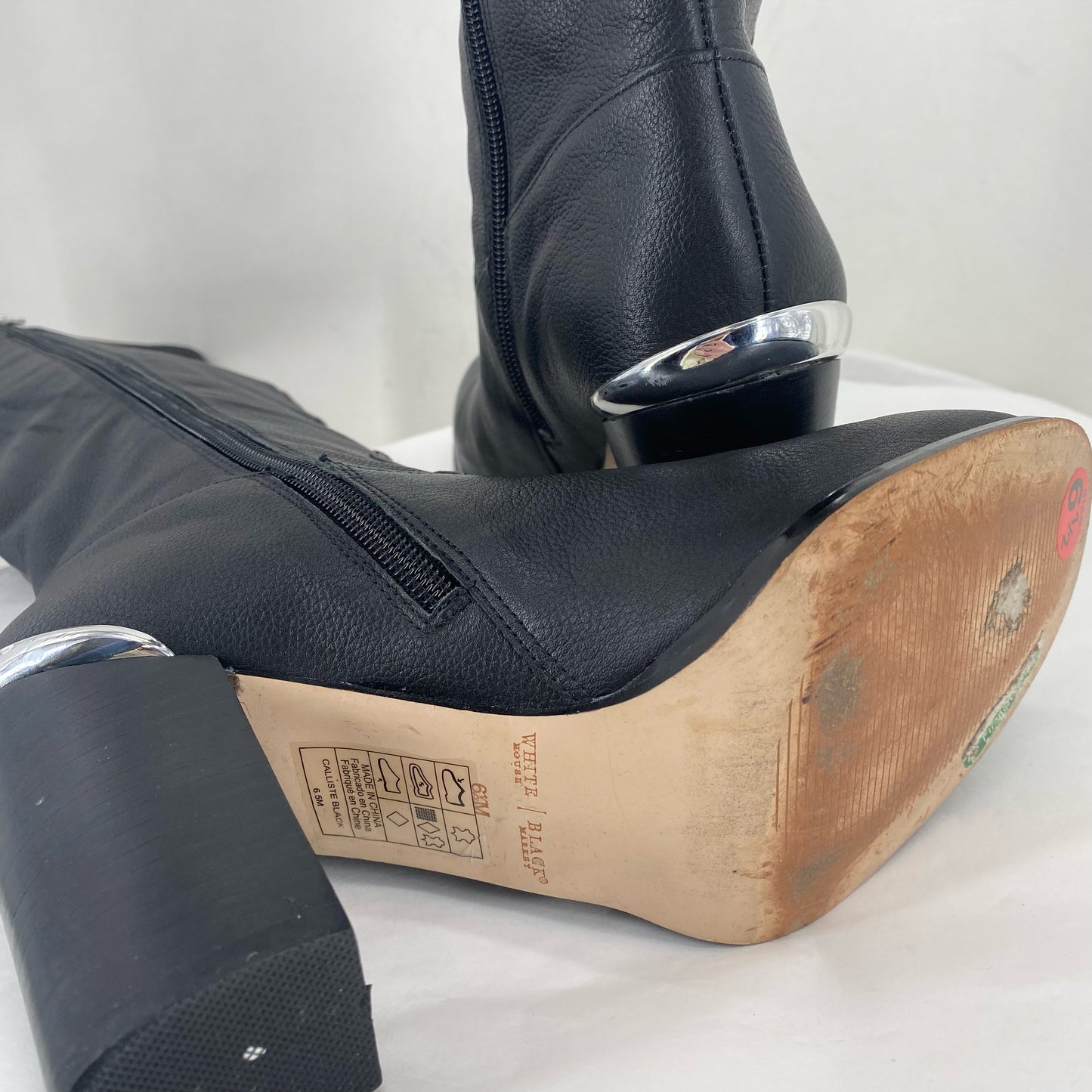 Black W Shoe Size 6.5 WHITE HOUSE BLACK Boots