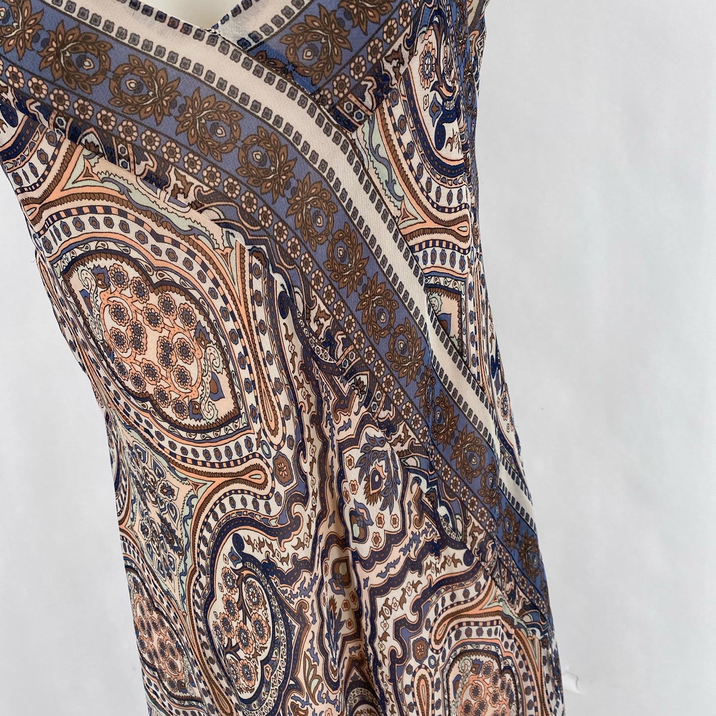 Size XS BCBG MAXAZRIA Paisley Dress
