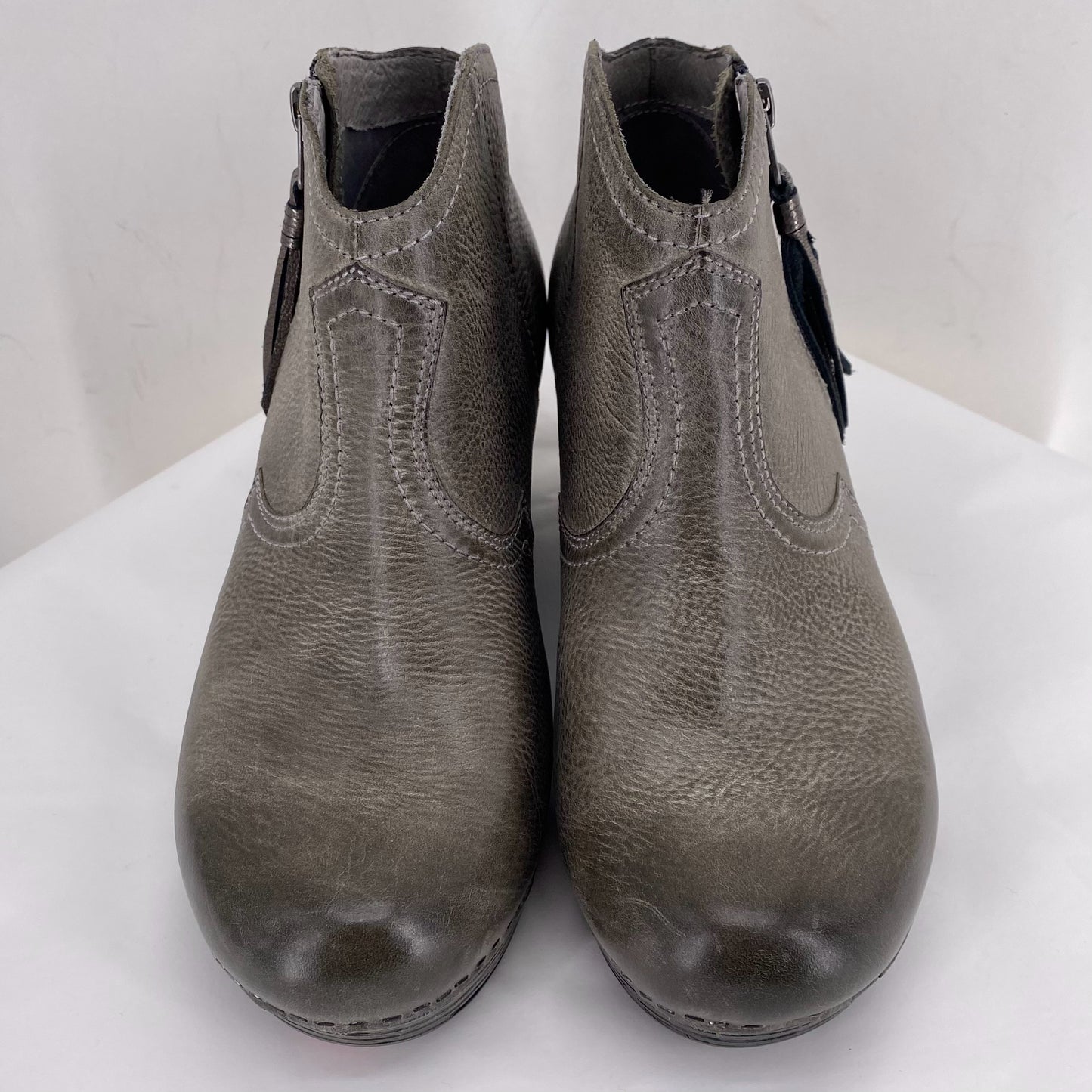 Gray W Shoe Size 39 DANSKO shooties/booties