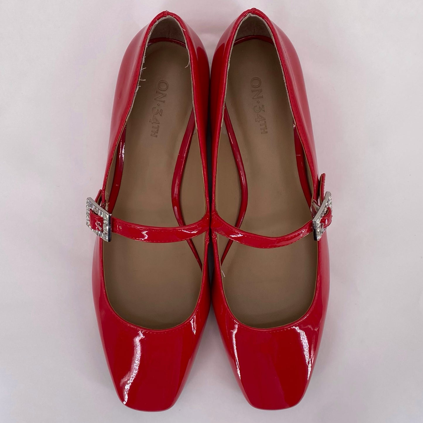 Red W Shoe Size 8.5 ON 34TH Flats
