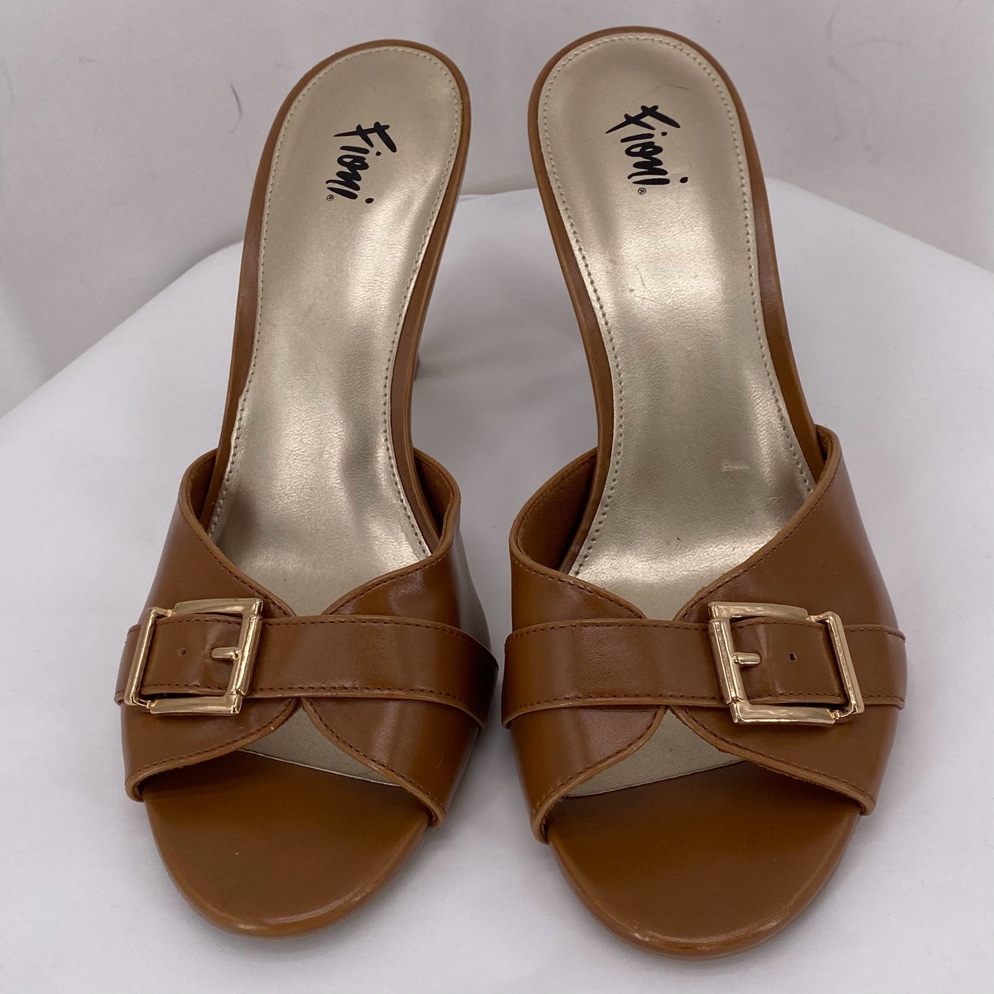 BROWN W Shoe Size 8.5 FIONI Heels