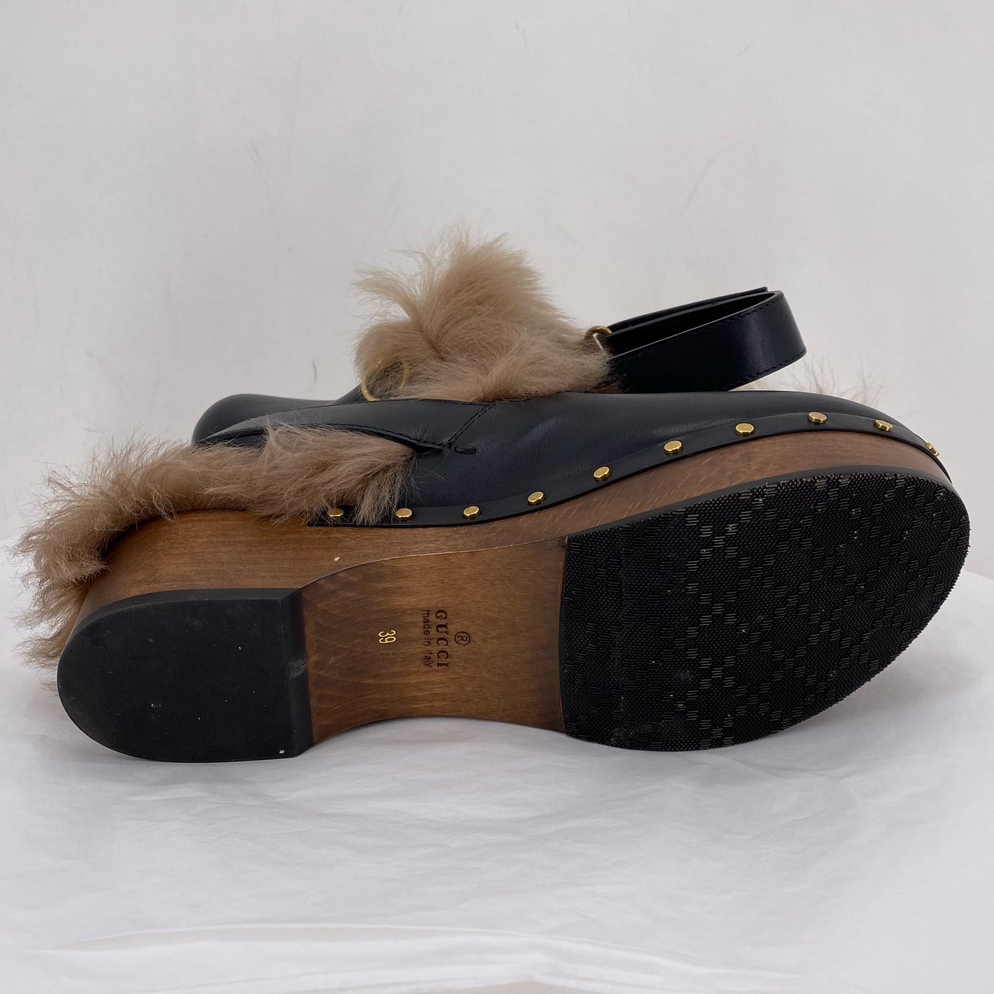 Black W Shoe Size 39 GUCCI Clog