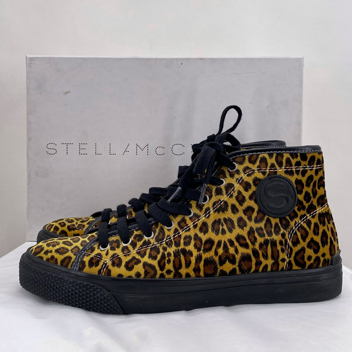 BROWN/TAN W Shoe Size 4 STELLA MCCARTNEY Sneakers