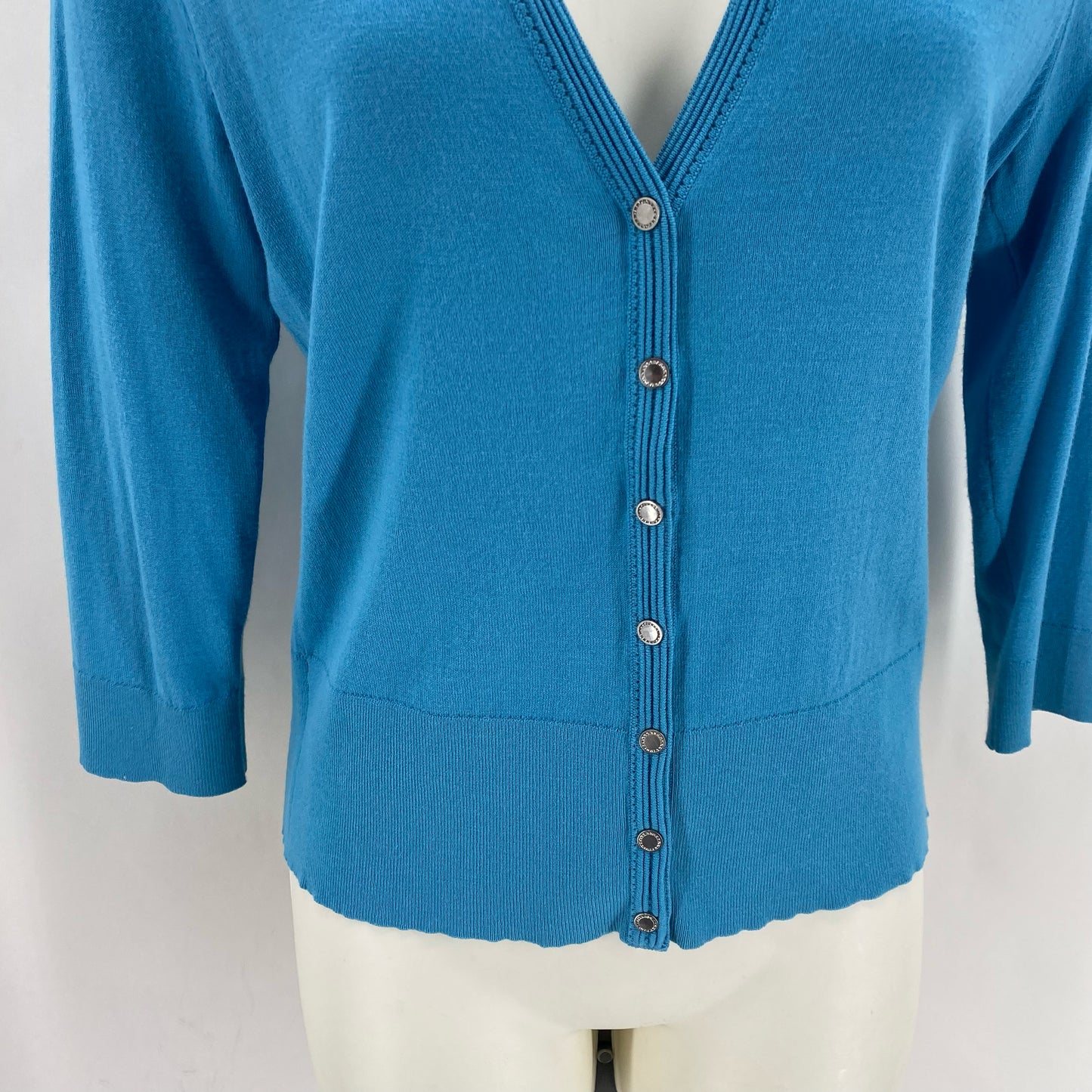 Size S WHITE HOUSE BLACK Cardigan