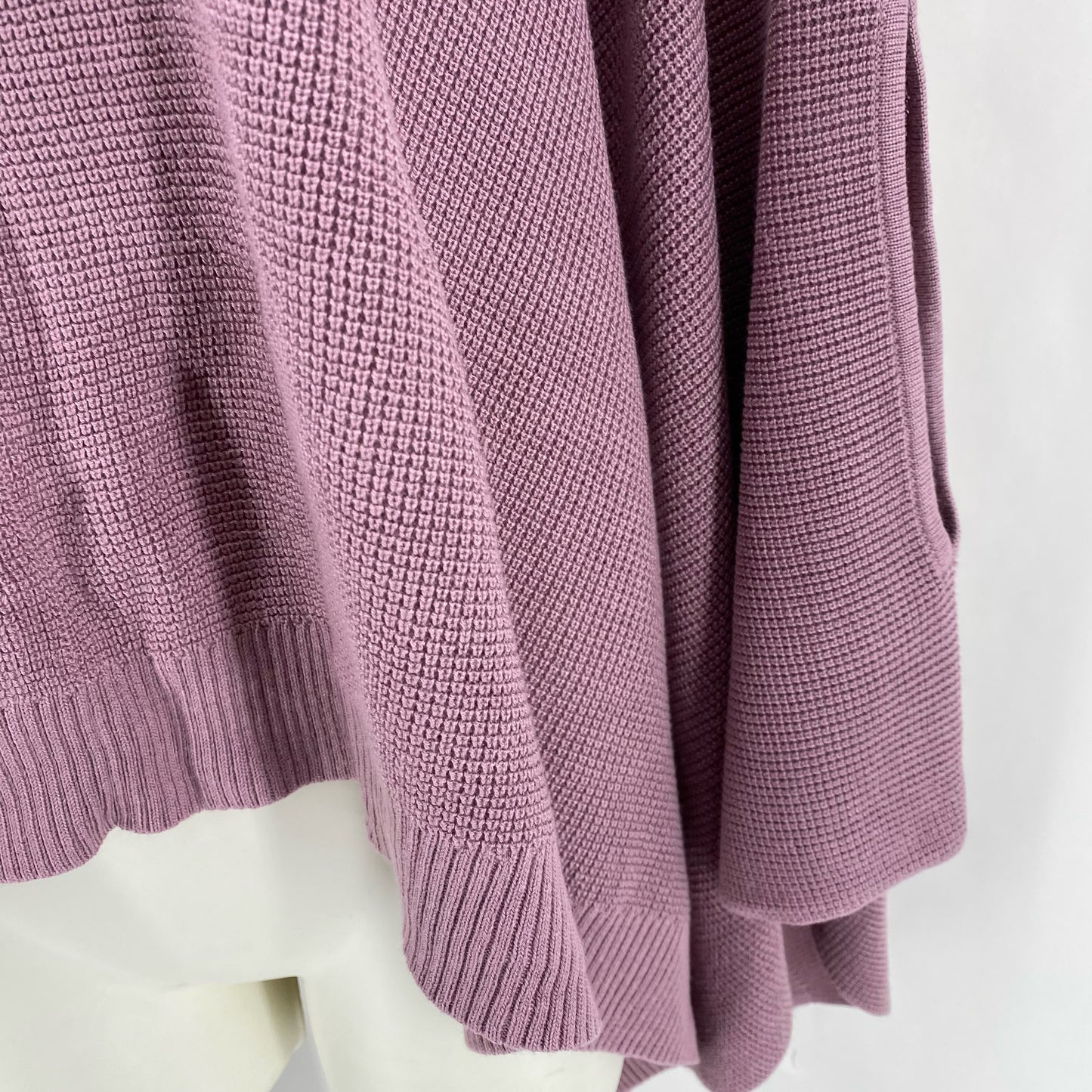 Size One Size LULULEMON PONCHO