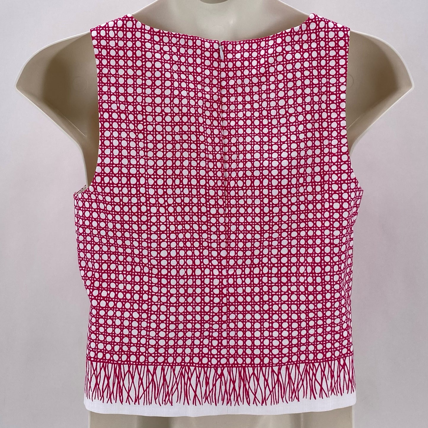 Size 10 TRINA TURK CIRCLES Shirt