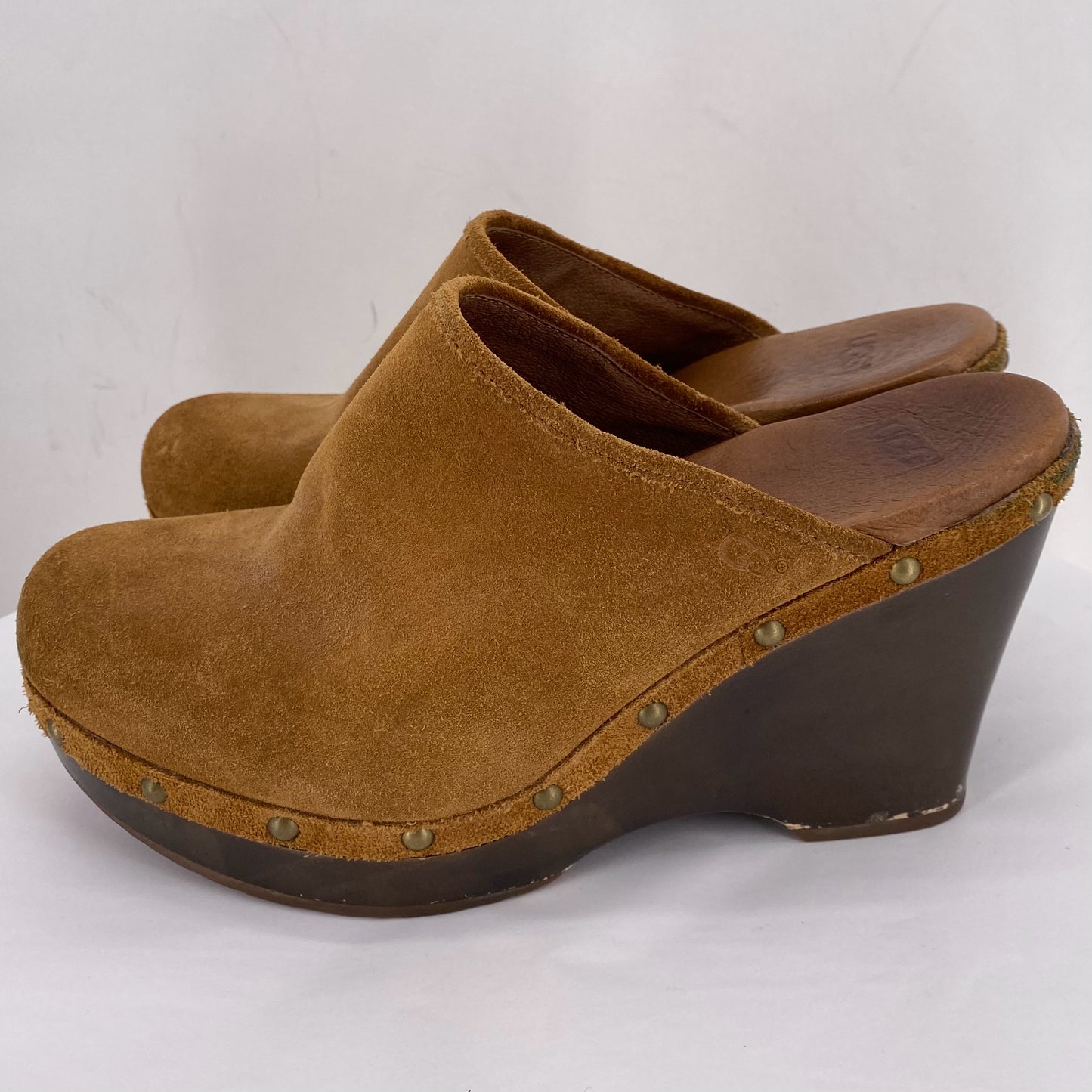 DARK TAN W Shoe Size 9 UGG Clog