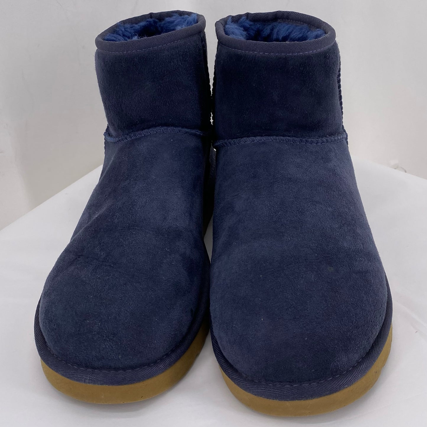Navy W Shoe Size 10 UGG Boots