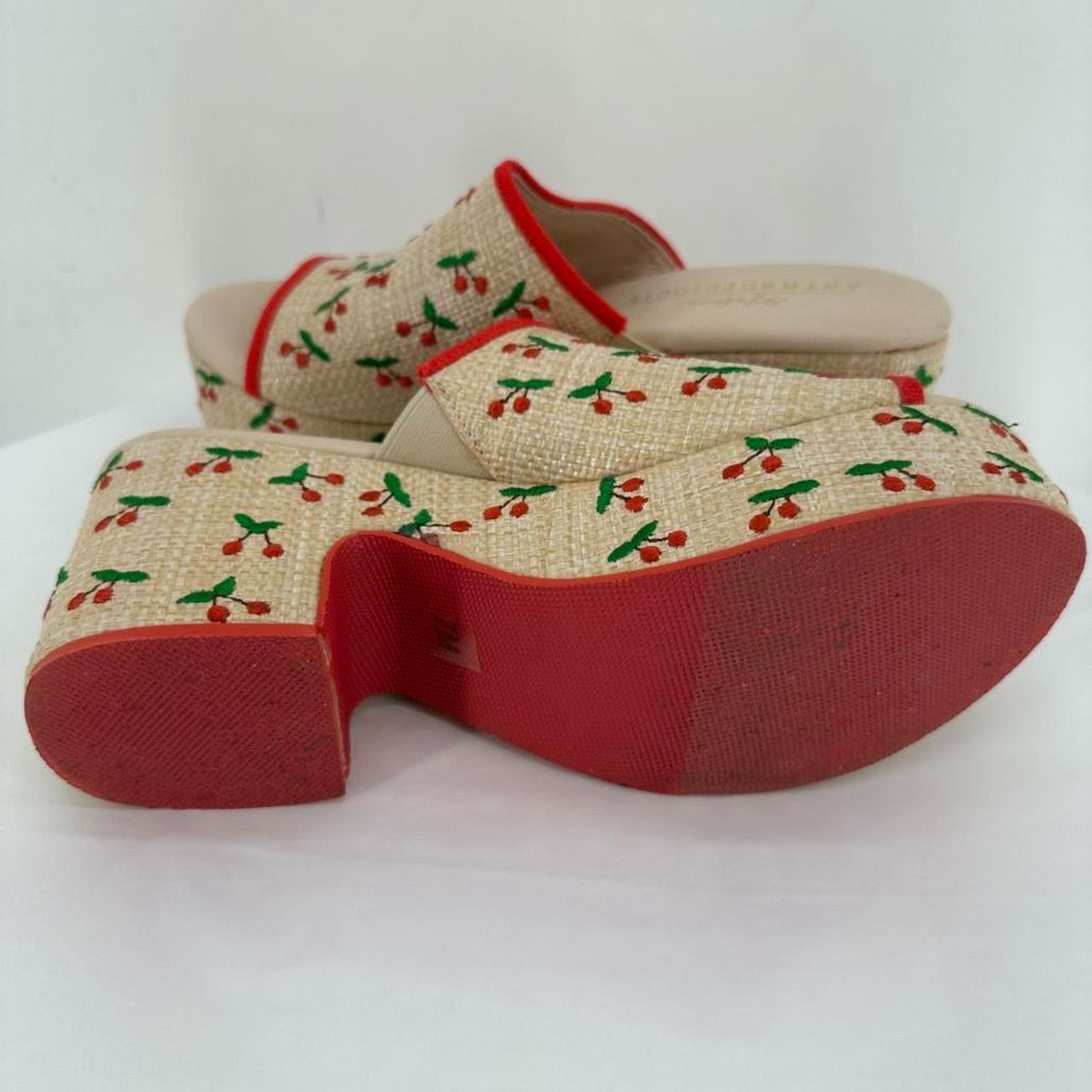 Tan W Shoe Size 7 MATISSE Sandals