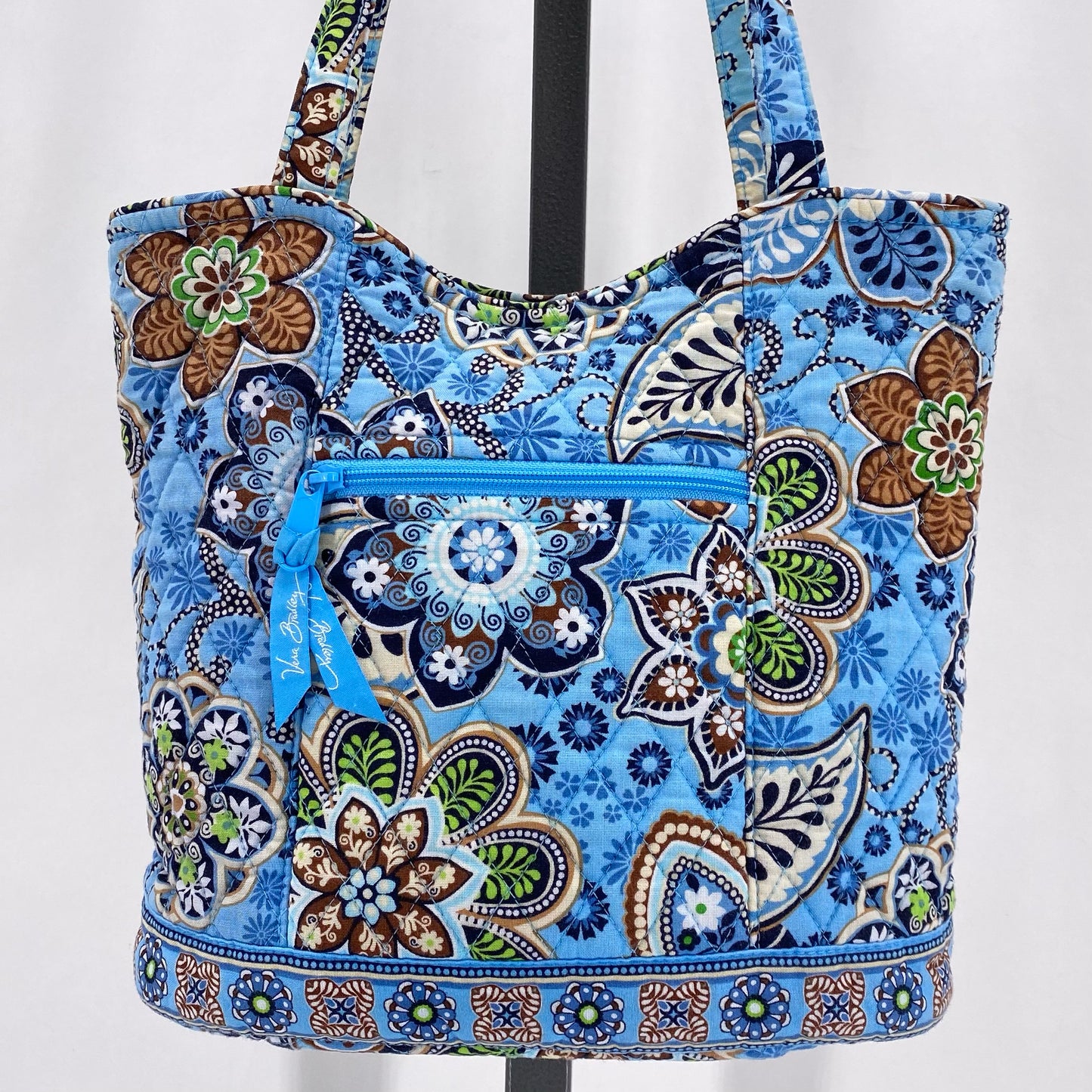 LT BLUE VERA BRADLEY FABRIC Tote
