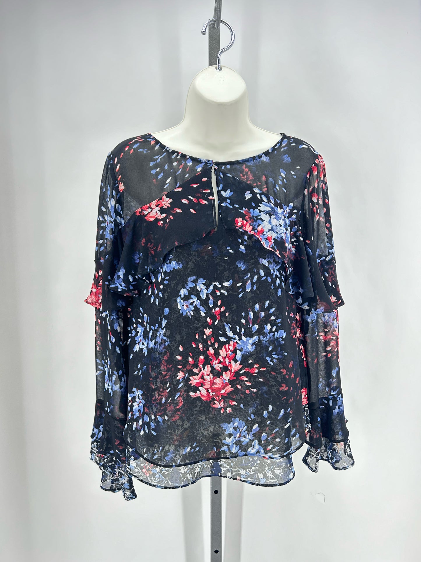 Size 4 WHITE HOUSE BLACK Floral Shirt