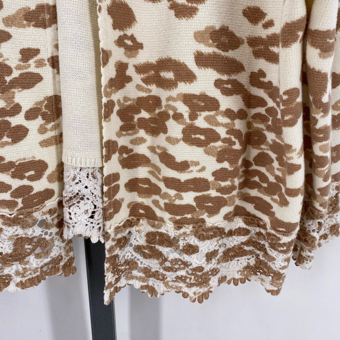 Size XL CHICO'S GIRAFFE Cardigan