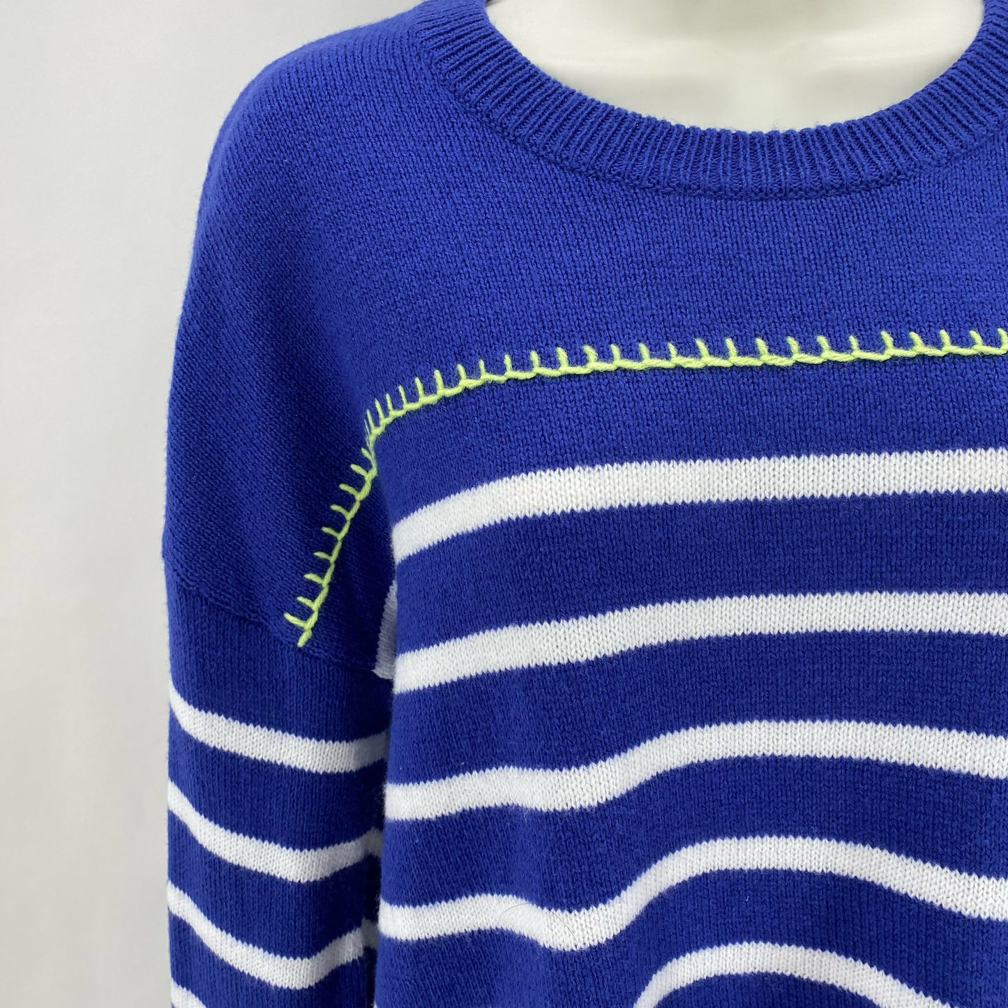 Size M LILLY PULITZER Stripe Sweater