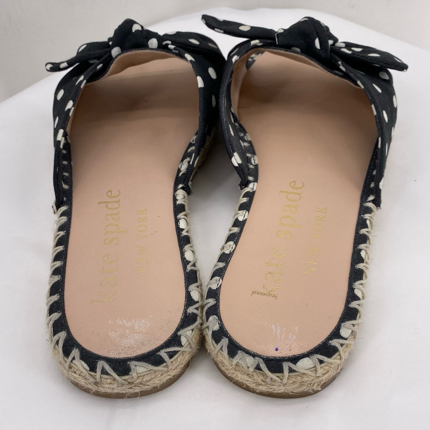 BLACK/WHITE W Shoe Size 9 KATE SPADE Sandals
