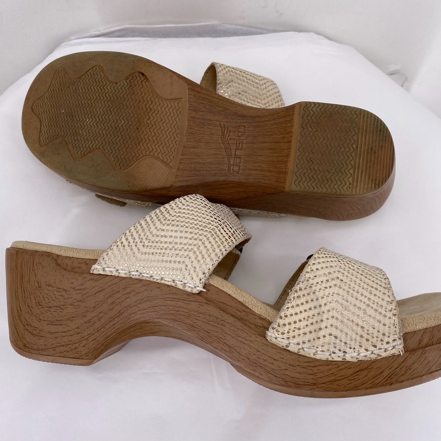 Beige W Shoe Size 40 DANSKO Sandals