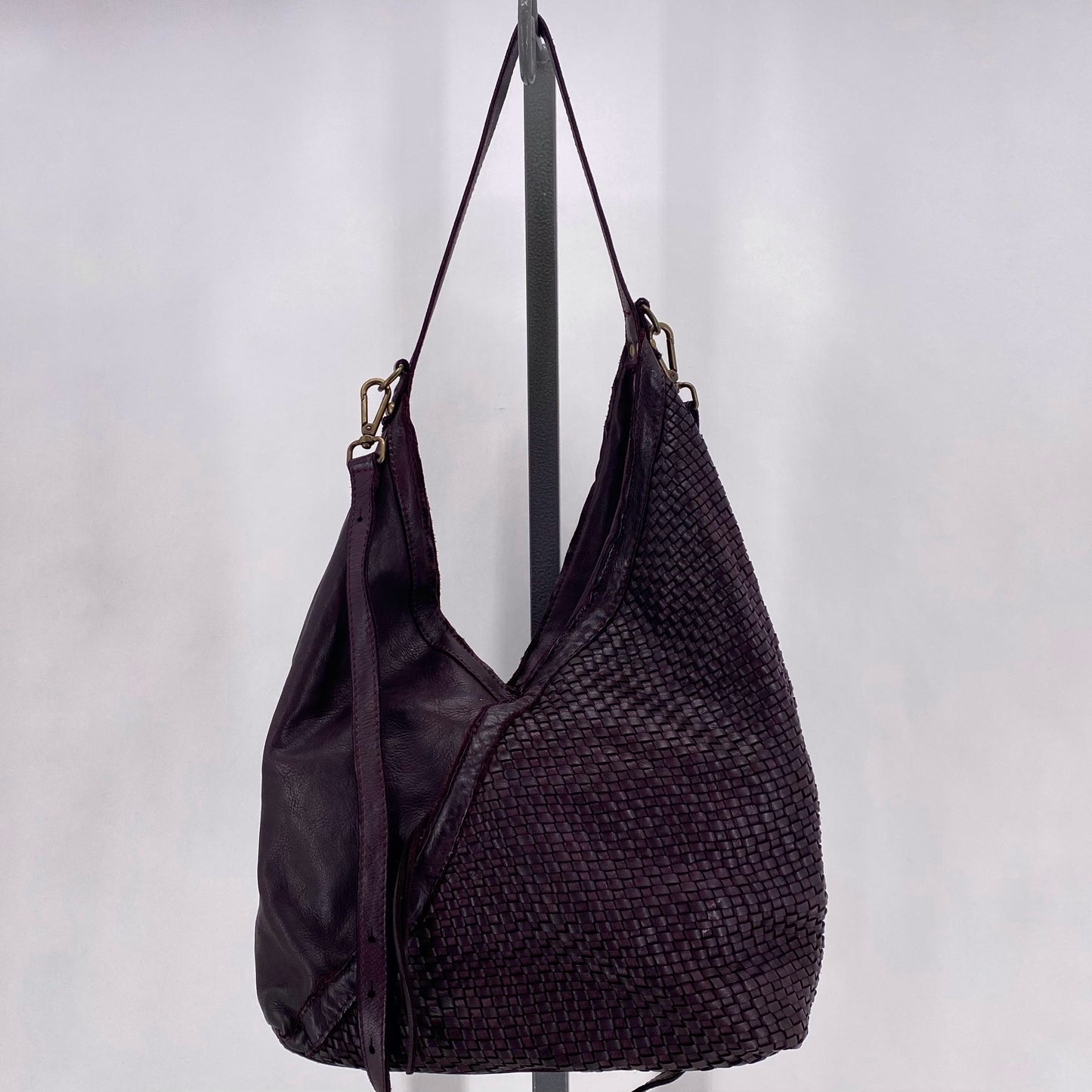 Purple SUNDANCE Leather Shoulder Bag