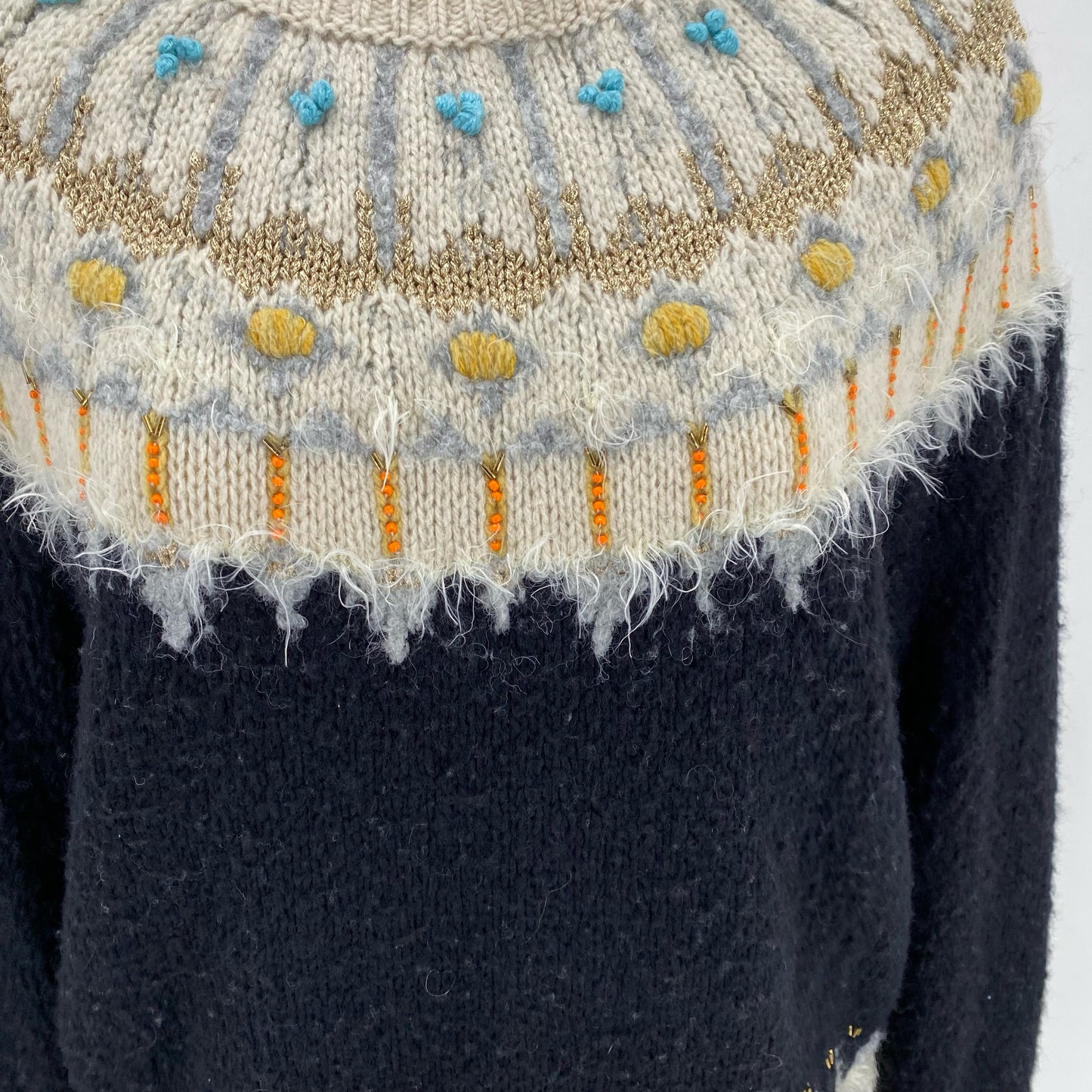 Size S SLEEPING ON SNOW Sweater