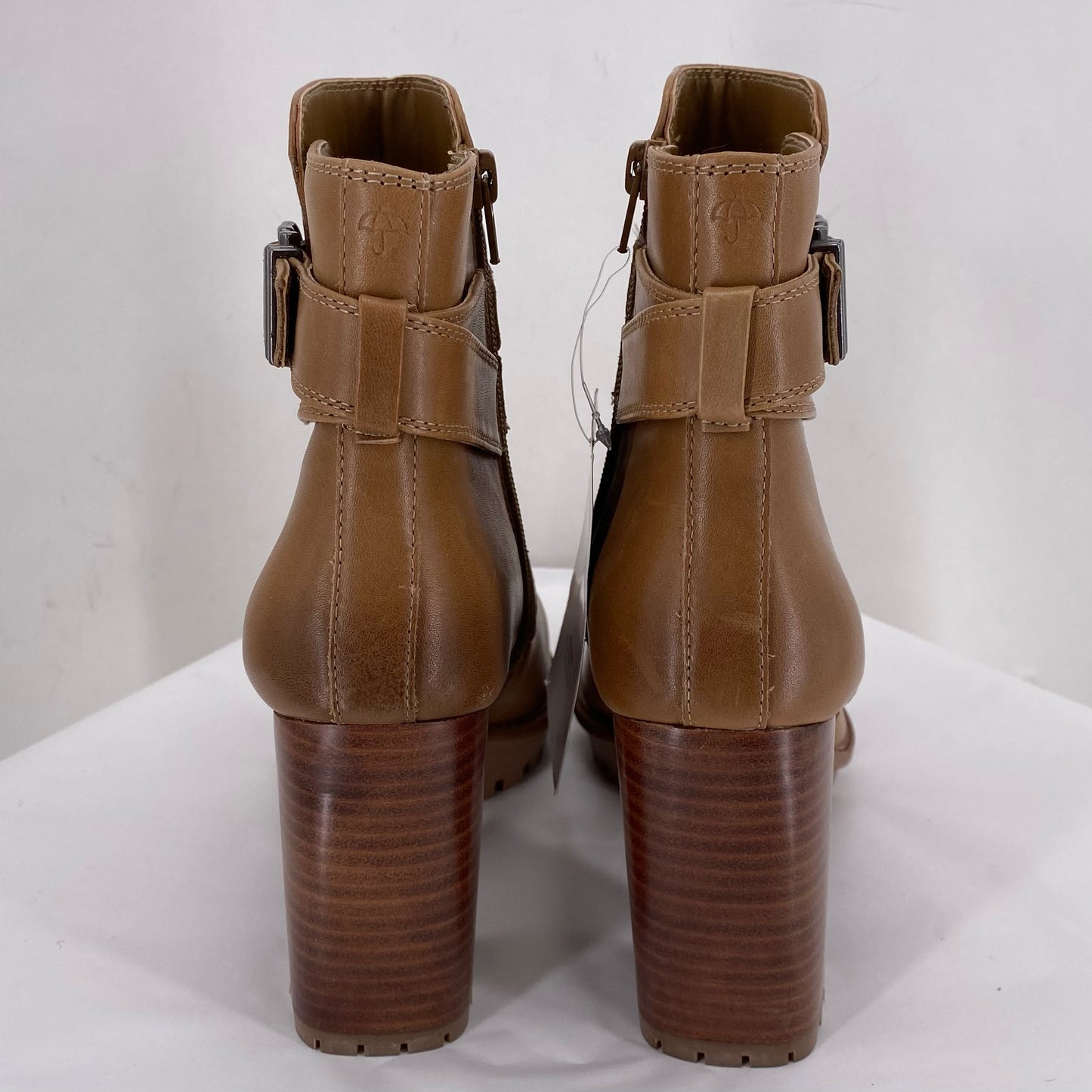 BROWN W Shoe Size 8.5 NATURALIZER Boots