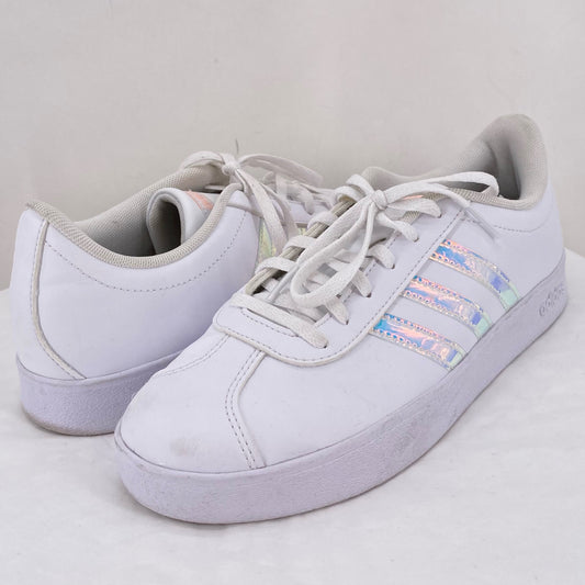 White W Shoe Size 7 ADIDAS Sneakers