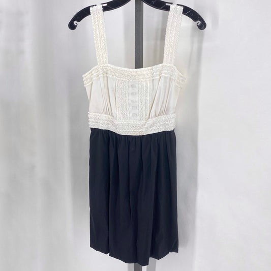 Size 4 BCBG MAXAZRIA BLOCKS Dress