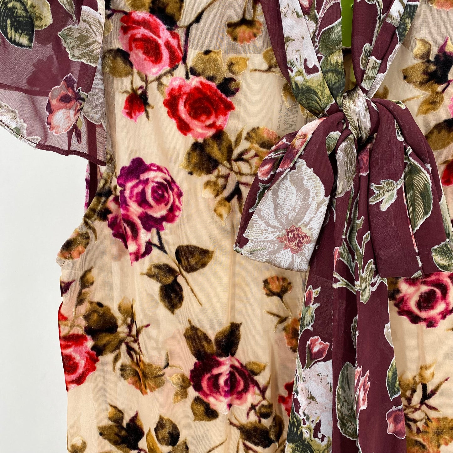 Size S ALICE & OLIVIA Floral Shirt