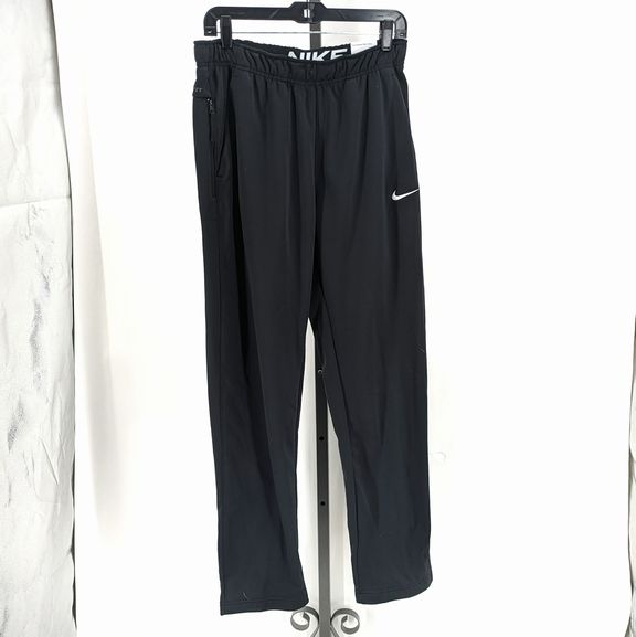 Black Size M NIKE Men's Apparel