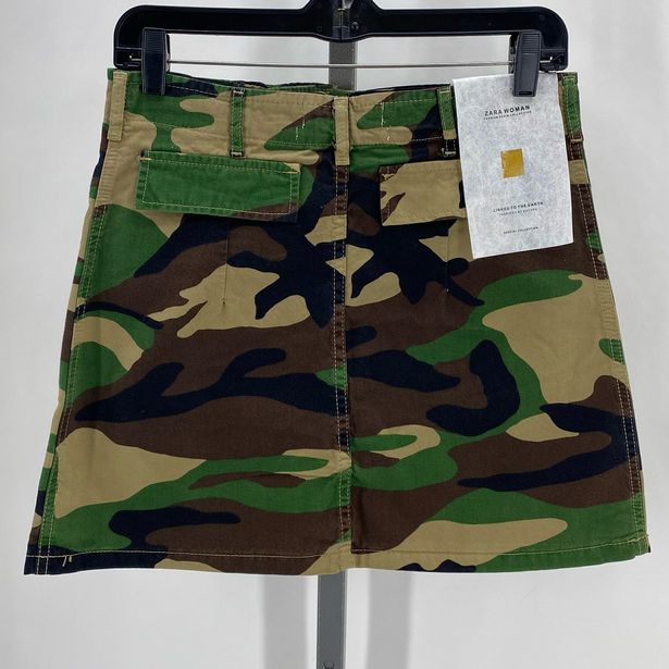 Size M ZARA WOMAN Camoflage Skirt