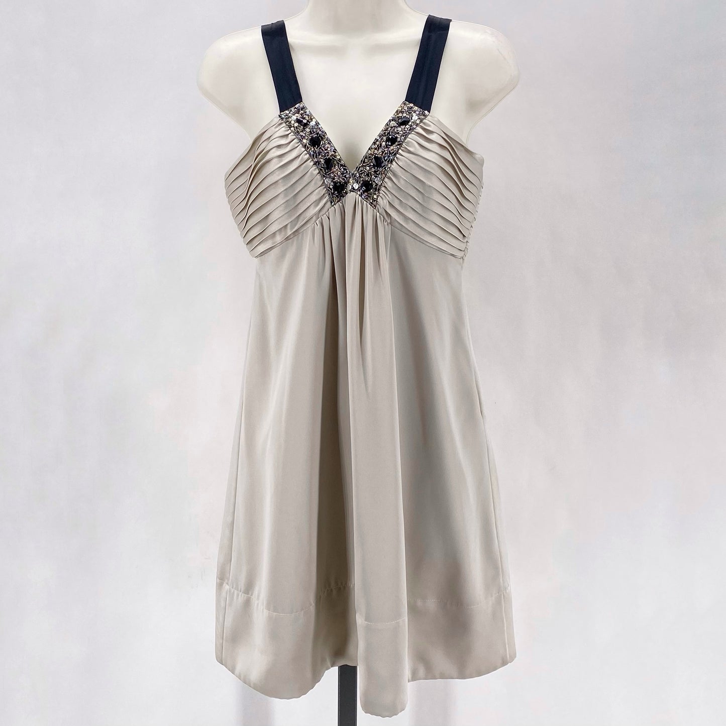 Size 4 BCBG MAXAZRIA Dress