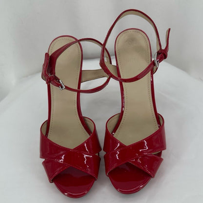 Red W Shoe Size 6.5 GUESS Heels