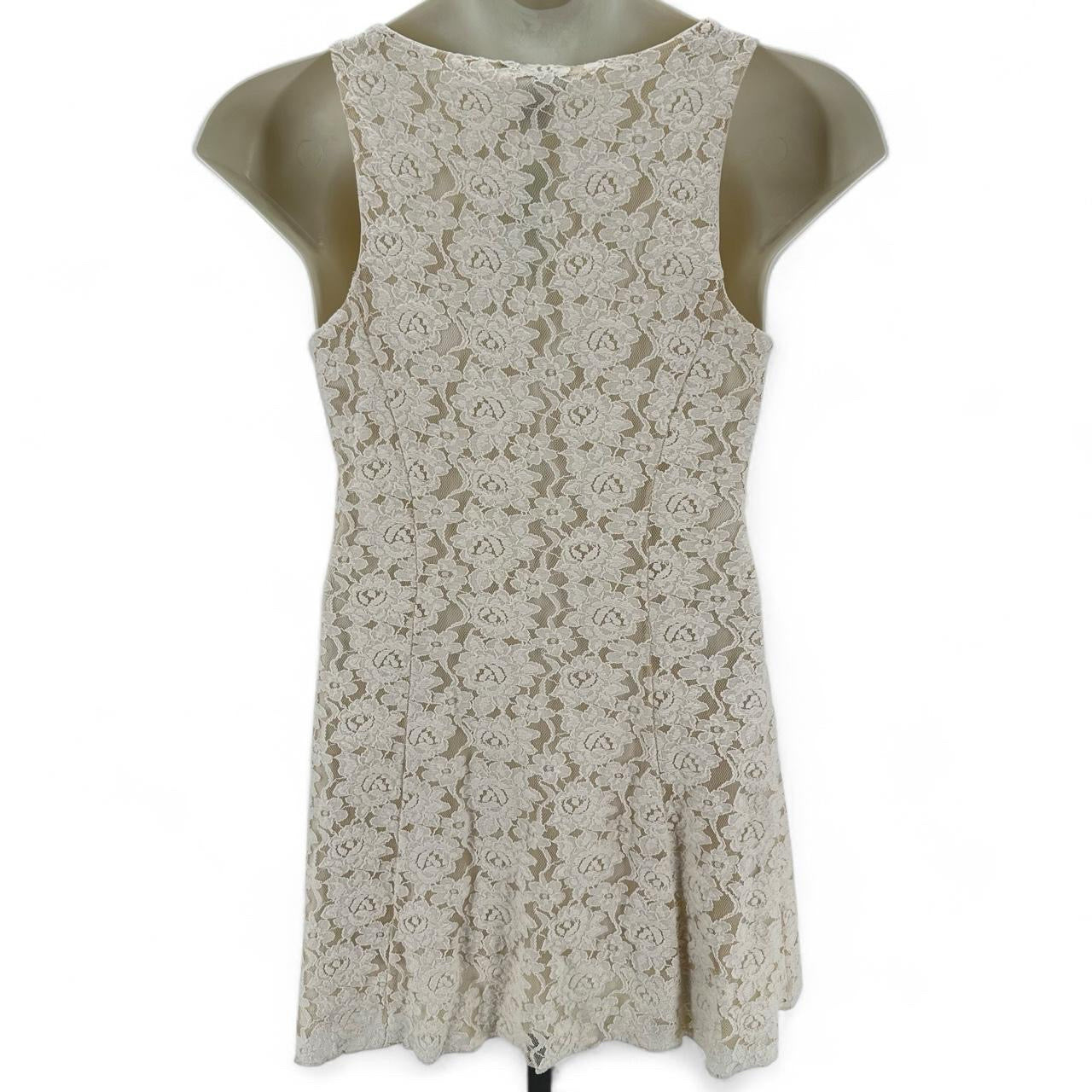 Size L FOREVER 21 Lace Dress