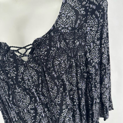 Size L MUDD Dress