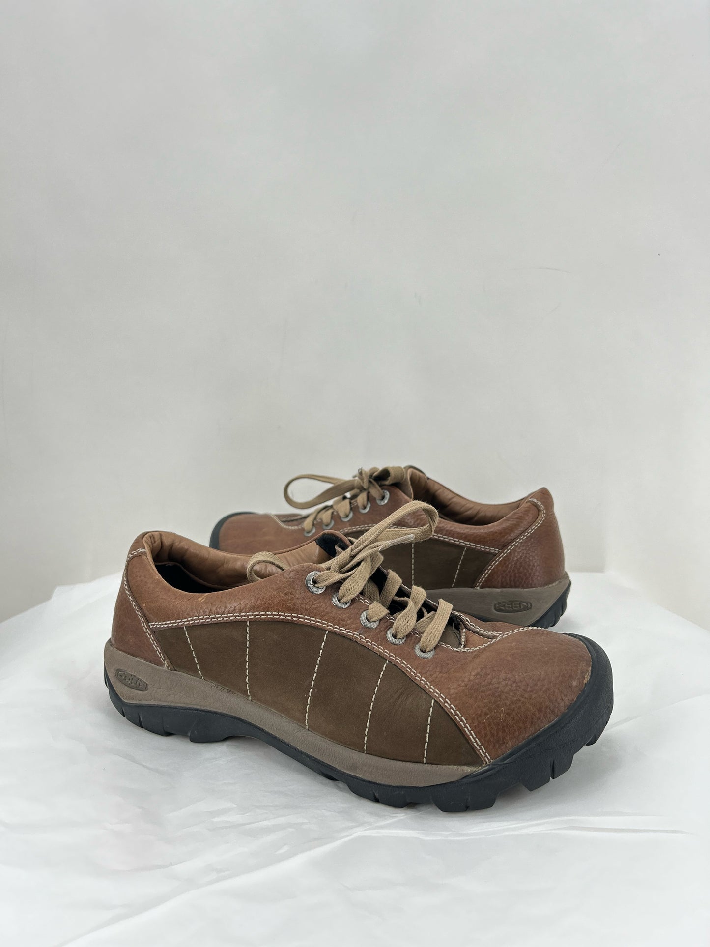 BROWN W Shoe Size 9.5 KEEN Sneakers