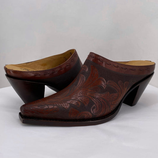 REDDISH BROWN W Shoe Size 7 CHARLIE HORSE shooties/booties