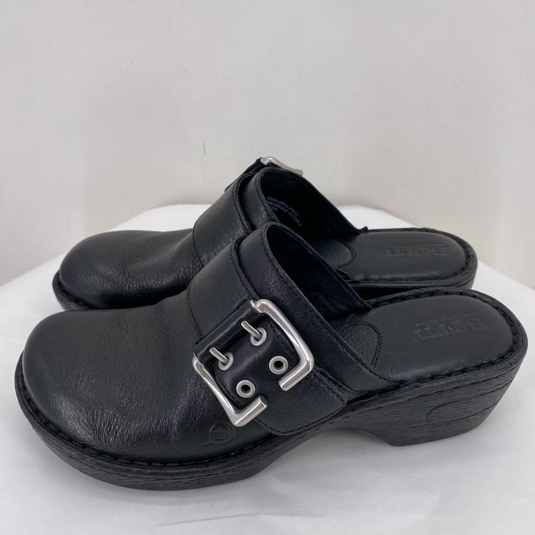 Black W Shoe Size 8 BORN Clog