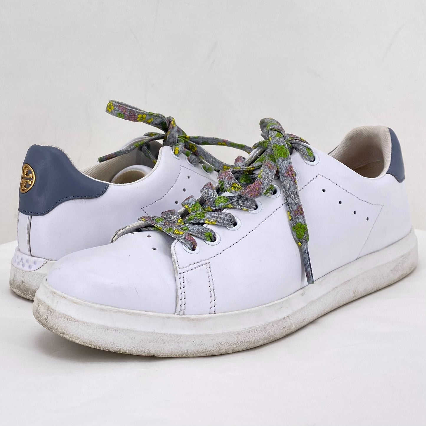 White W Shoe Size 8 TORY BURCH Sneakers