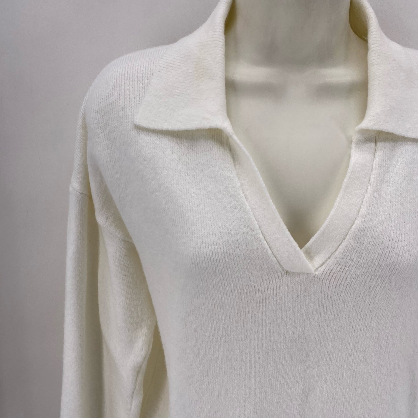 Size M OLD NAVY Sweater