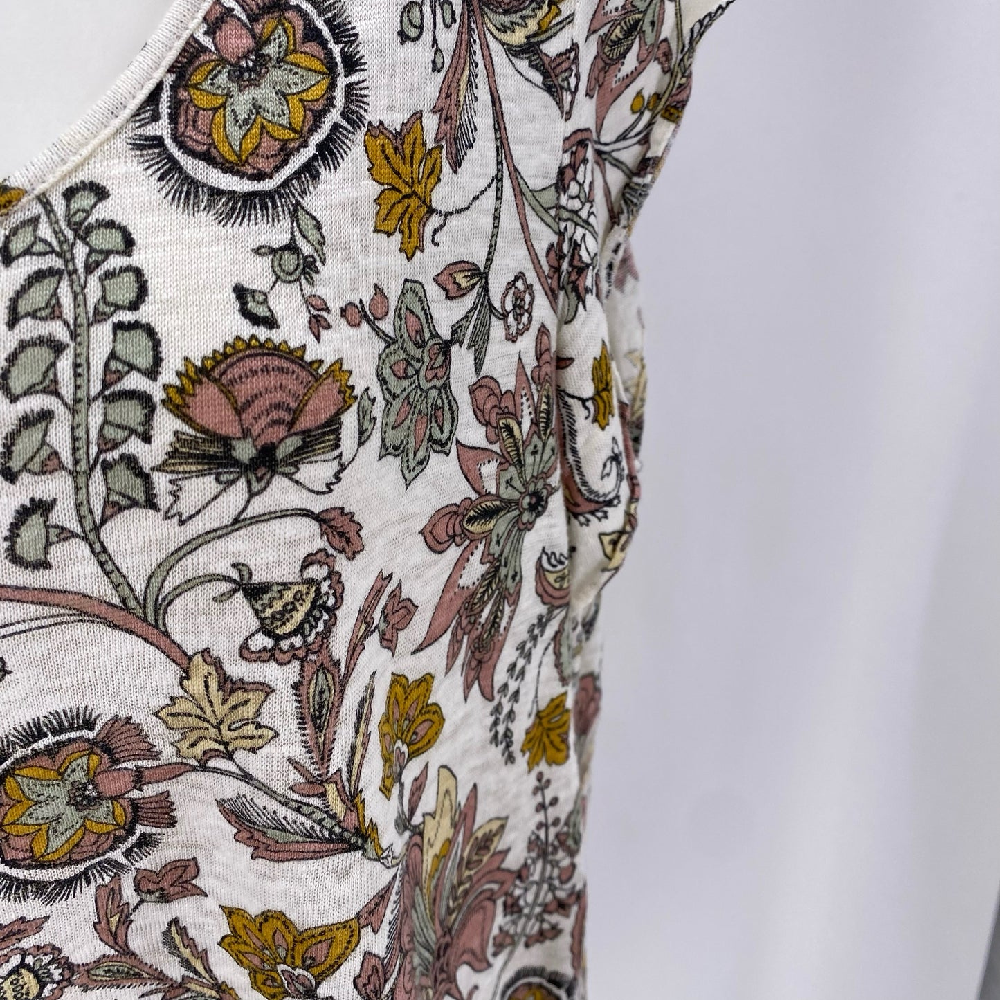 Size M Rachel Zoe Linen FLOWERS Shirt