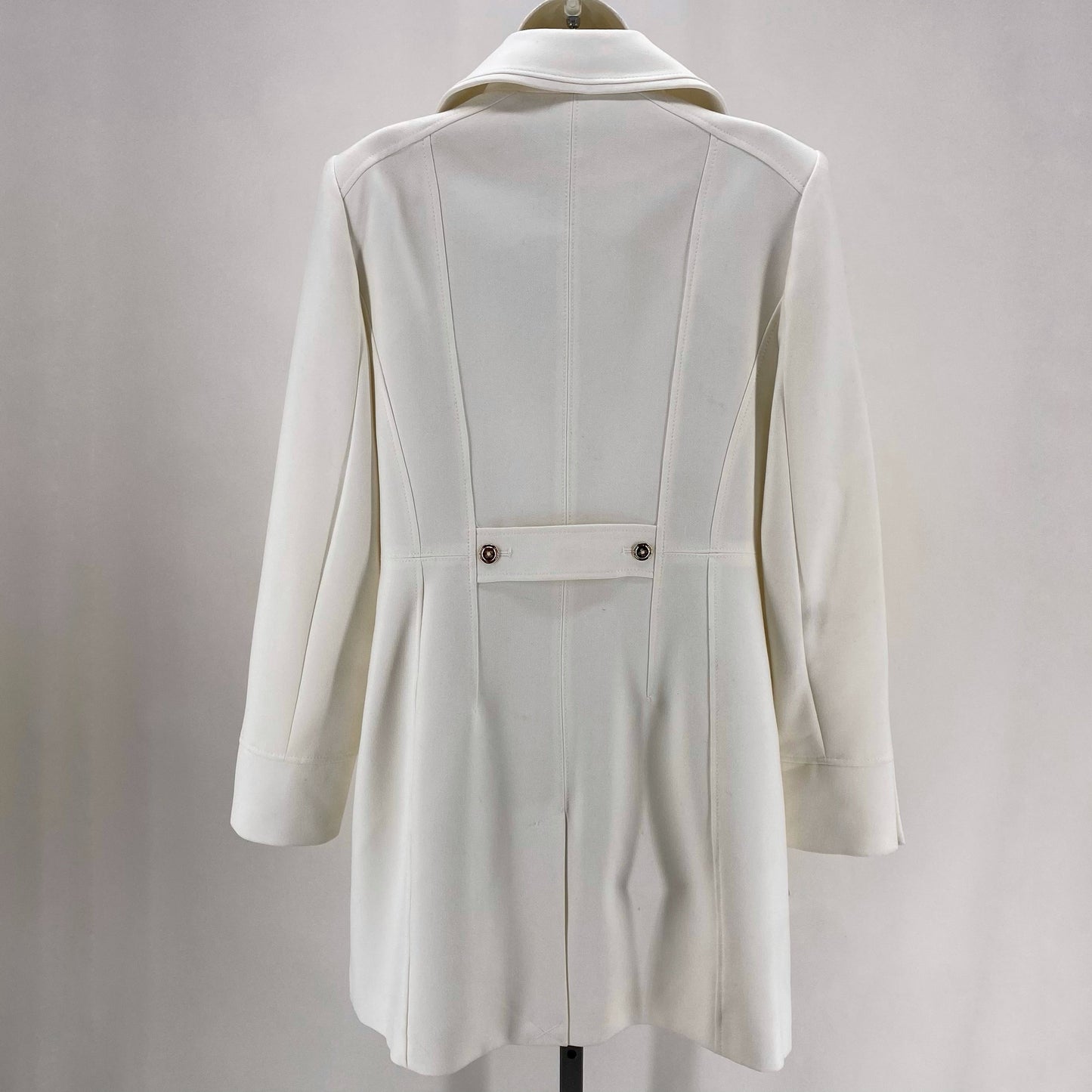 Size M WHITE HOUSE BLACK Coat