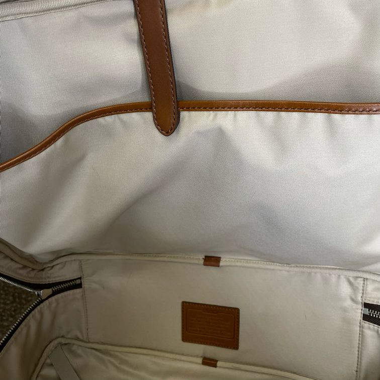 LT BEIGE COACH Weekender