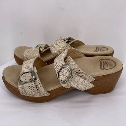 Beige W Shoe Size 40 DANSKO Sandals
