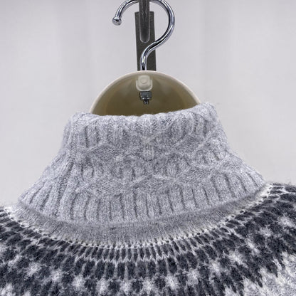 Size M TALBOTS Sweater