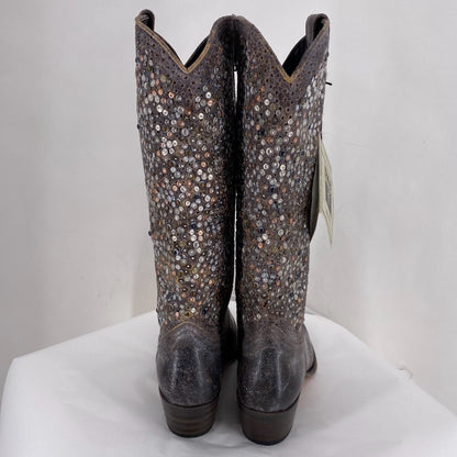 BROWN W Shoe Size 8 FRYE Boots