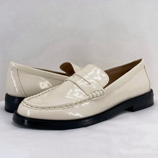 White W Shoe Size 9 LOFT Loafer