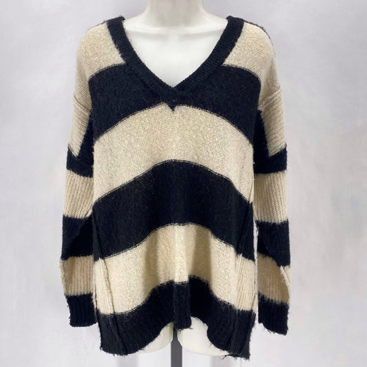 Size L trueblood collective Stripe Sweater