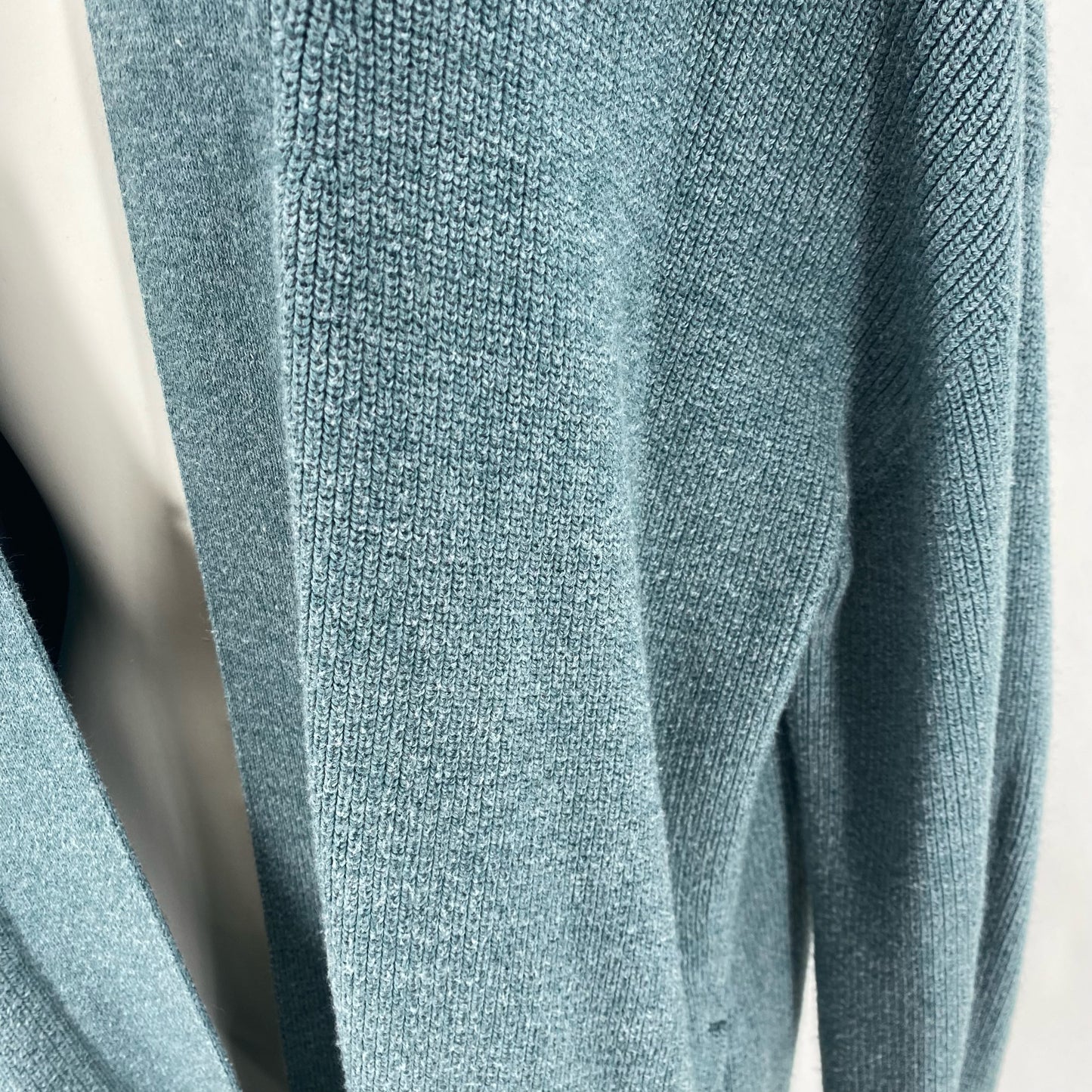 Size 8 LULULEMON Cardigan